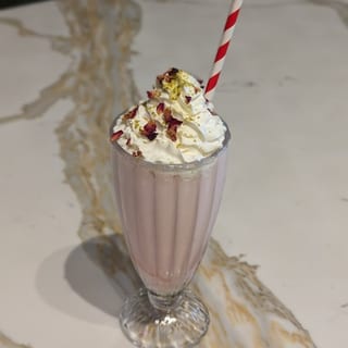 Strawberry Rose Shake