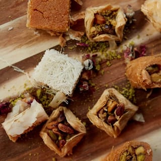 Baklava Box 4pc (Mix Baklava Box!)